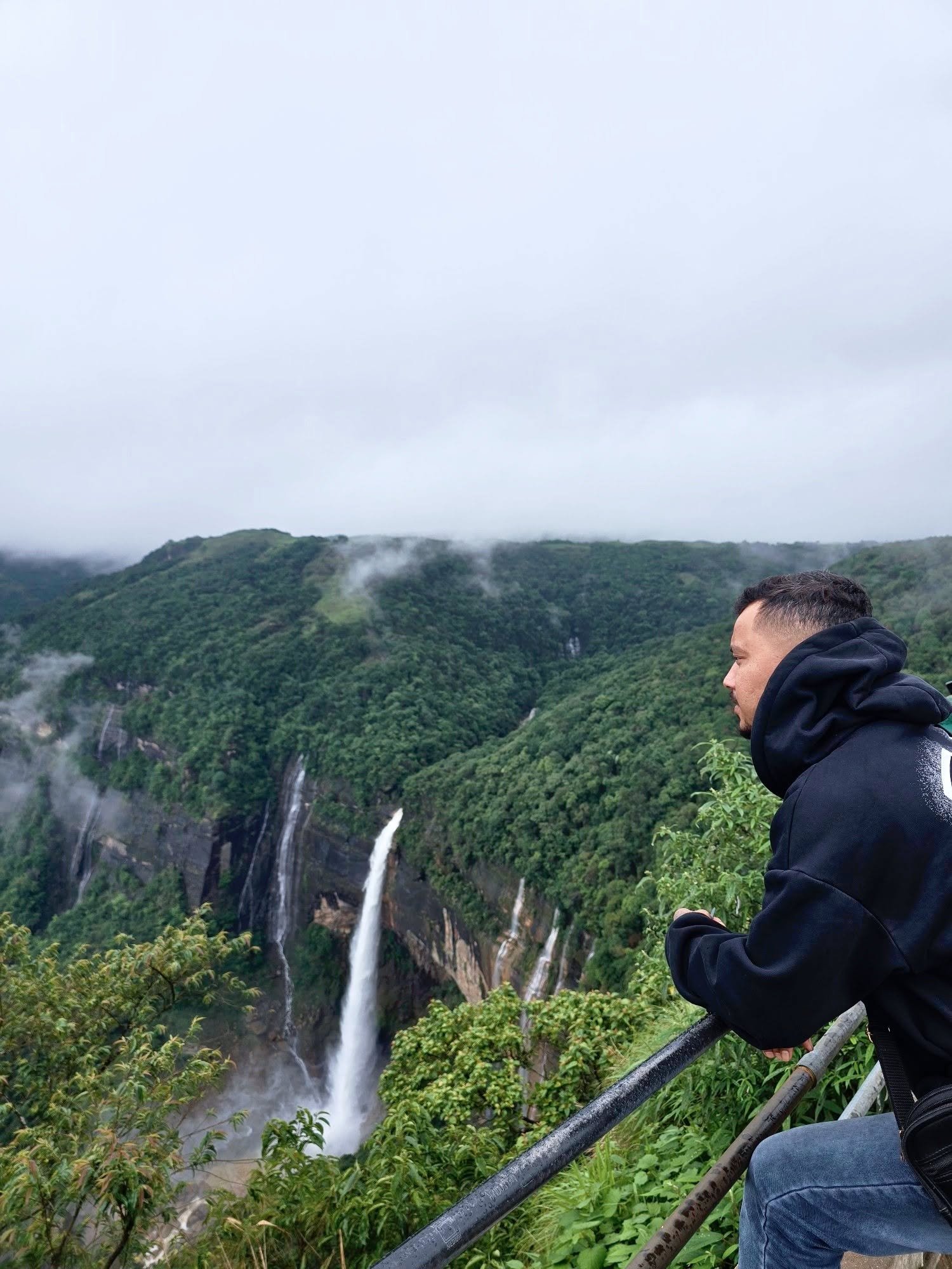 Nohkalikai Falls plunging into a green gorge at Cherrapunji, Meghalaya